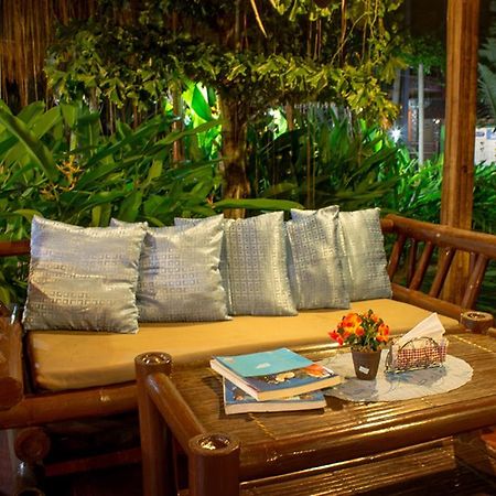 Chillout Guesthouse Panglao Exteriör bild