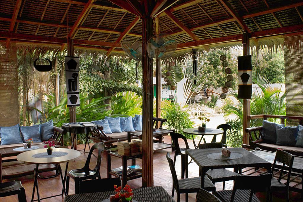 Chillout Guesthouse Panglao Exteriör bild
