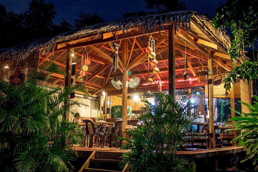Chillout Guesthouse Panglao Exteriör bild