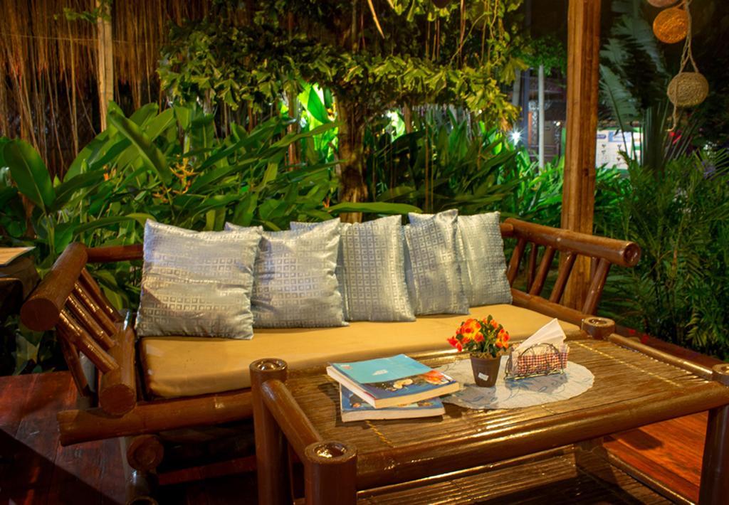 Chillout Guesthouse Panglao Exteriör bild