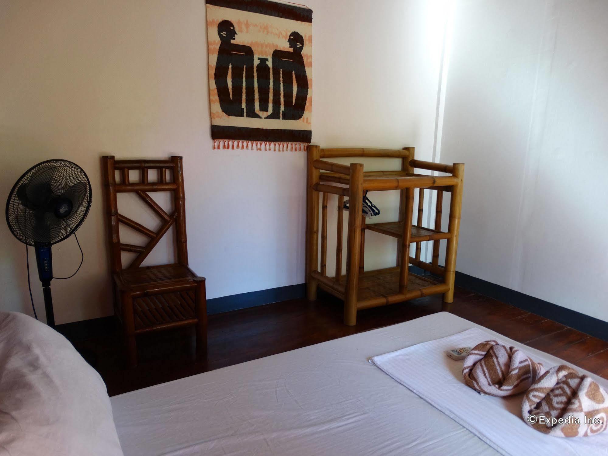 Chillout Guesthouse Panglao Exteriör bild